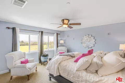 Bedroom - 14058 Burdock Dr, Moorpark, CA 93021 photo 2 of 4