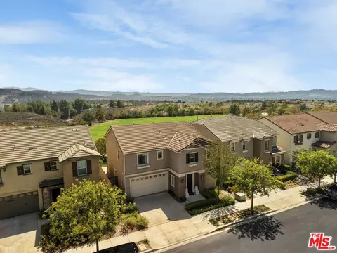 View/Area - 14058 Burdock Dr, Moorpark, CA 93021 photo 1 of 7
