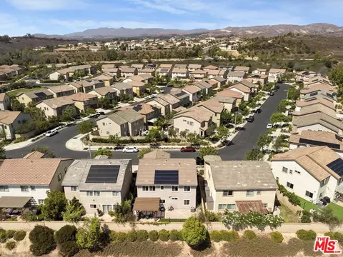 View/Area - 14058 Burdock Dr, Moorpark, CA 93021 photo 6 of 7