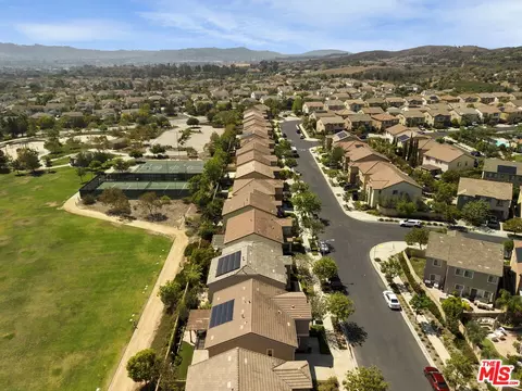 View/Area - 14058 Burdock Dr, Moorpark, CA 93021 photo 5 of 7