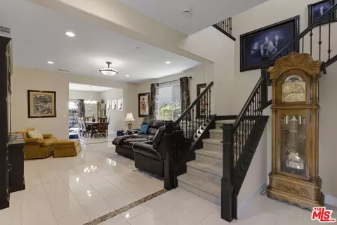Entry Way - 14058 Burdock Dr, Moorpark, CA 93021 photo 1 of 2