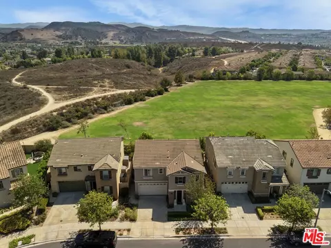 View/Area - 14058 Burdock Dr, Moorpark, CA 93021 photo 3 of 7