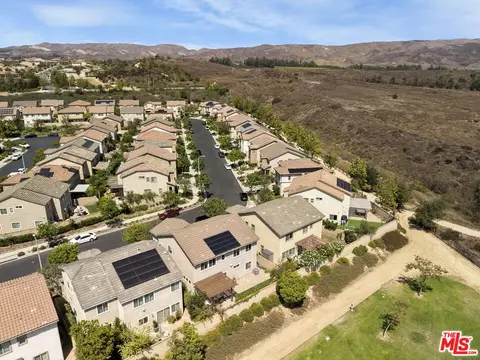 View/Area - 14058 Burdock Dr, Moorpark, CA 93021 photo 7 of 7