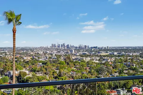 7944 Fareholm Dr, Los Angeles, CA 90046