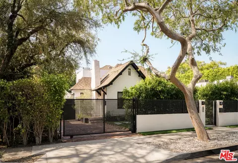 543 Westmount Dr, West Hollywood, CA 90048