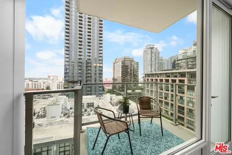 1050 S Grand Ave #1303, Los Angeles, CA 90015