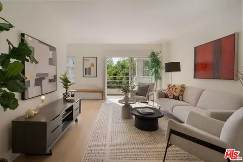 1131 Alta Loma Rd #428, West Hollywood, CA 90069