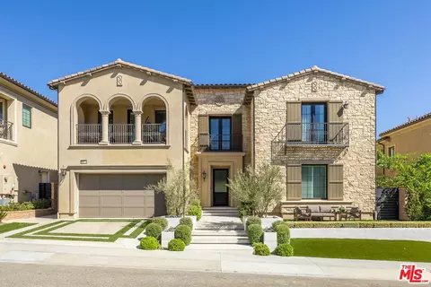 11734 N Manchester Way, Porter Ranch, CA 91326