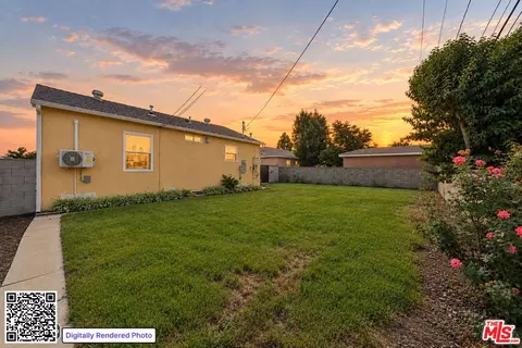 Exterior - 1301 W Brazil St, Compton, CA 90220 photo 1 of 5