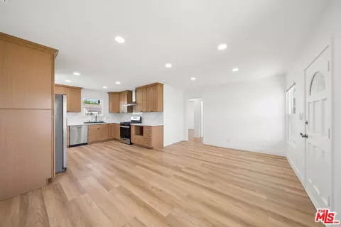 Living - 1301 W Brazil St, Compton, CA 90220 photo 1 of 4