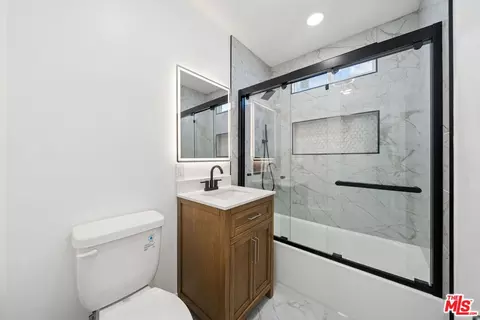 Bath - 1301 W Brazil St, Compton, CA 90220 photo 1 of 1