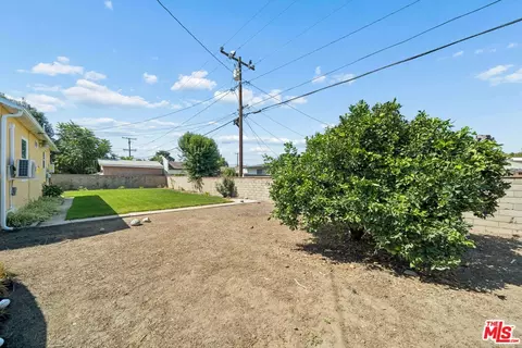 Exterior - 1301 W Brazil St, Compton, CA 90220 photo 5 of 5