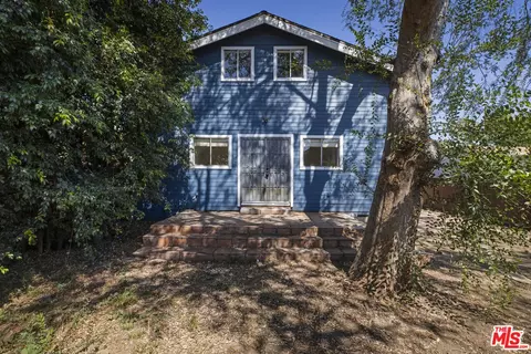 Exterior - 803 Brooks Ave, Pasadena, CA 91103 photo 6 of 9