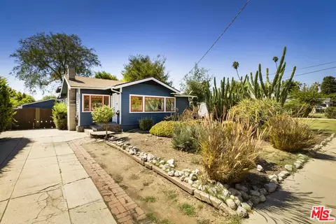 Exterior - 803 Brooks Ave, Pasadena, CA 91103 photo 4 of 9