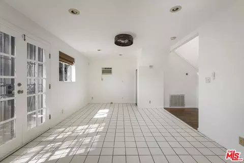 Living - 803 Brooks Ave, Pasadena, CA 91103 photo 12 of 12