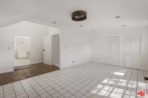 Living - 803 Brooks Ave, Pasadena, CA 91103 photo 11 of 12