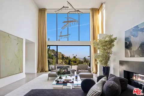 8080 Laurel View Dr, West Hollywood, CA 90069