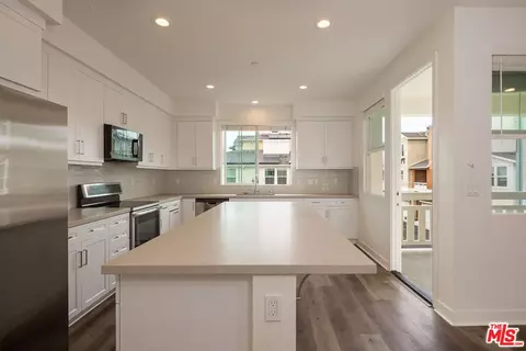 Kitchen - 5671 Ekwill St #101, Goleta, CA 93117 photo 2 of 2