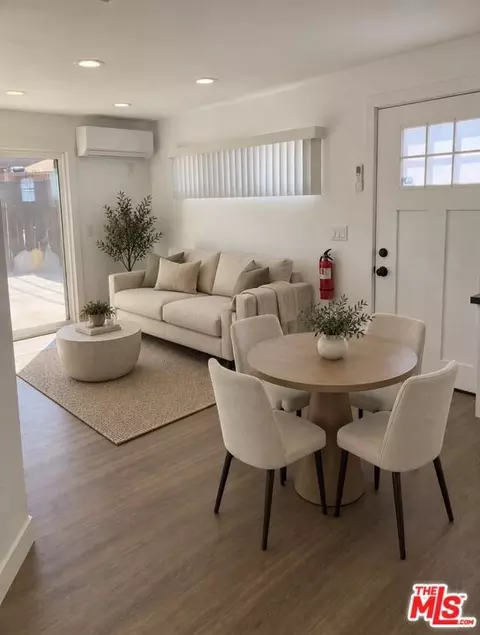 Living - 1011 Coyote Ln, Barstow, CA 92311 photo 3 of 3