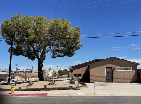 Exterior - 1011 Coyote Ln, Barstow, CA 92311 photo 3 of 3