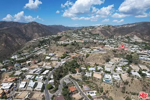 1224 Lachman Ln, Pacific Palisades, CA 90272