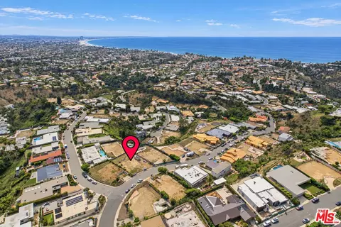 1224 Lachman Ln, Pacific Palisades, CA 90272