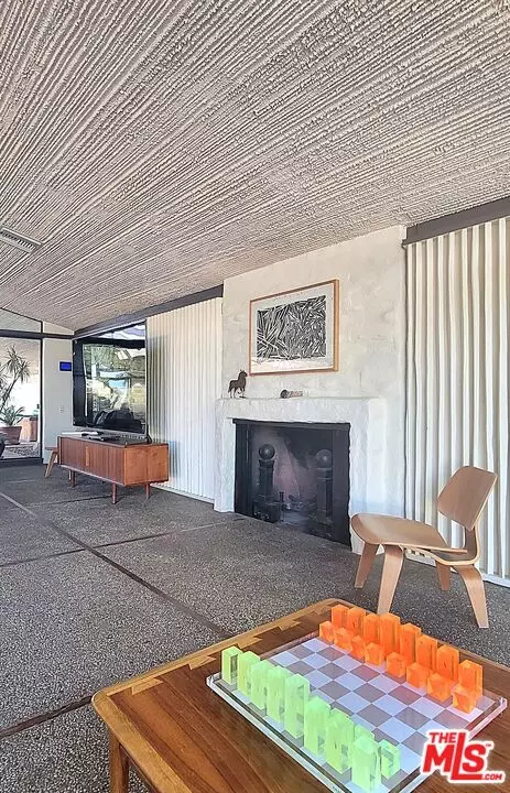 Living - 87 Vientos Rd, Camarillo, CA 93010 photo 2 of 4