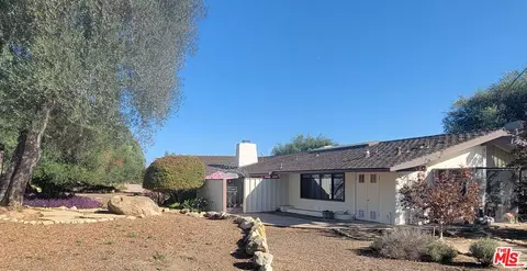 Exterior - 87 Vientos Rd, Camarillo, CA 93010 photo 11 of 16
