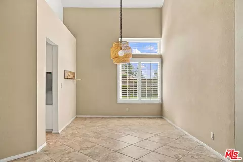 Dining - 22064 Jodi Pl, Santa Clarita, CA 91350 photo 2 of 2