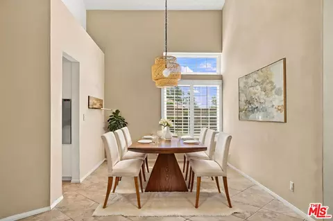 Dining - 22064 Jodi Pl, Santa Clarita, CA 91350 photo 1 of 2