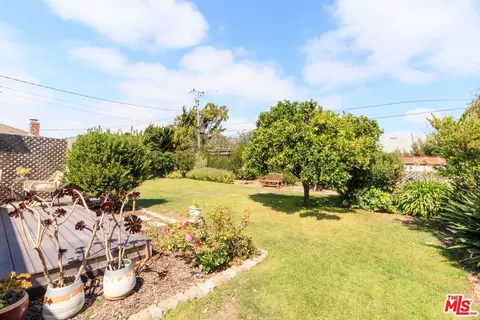 Exterior - 16 Del Rey Cir, Salinas, CA 93901 photo 7 of 24
