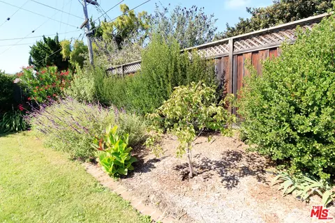 Exterior - 16 Del Rey Cir, Salinas, CA 93901 photo 19 of 24