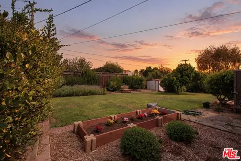 Exterior - 16 Del Rey Cir, Salinas, CA 93901 photo 2 of 24