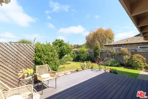 Exterior - 16 Del Rey Cir, Salinas, CA 93901 photo 5 of 24