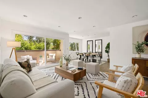 1121 N Olive Dr #102, West Hollywood, CA 90069