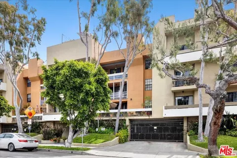 740 N Kings Rd #114, West Hollywood, CA 90069