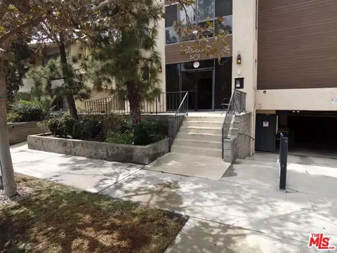104 S Hayworth Ave #103, Los Angeles, CA 90048