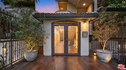 8121 Norton Ave #201, Los Angeles, CA 90046