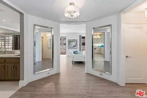 10550 Wilshire Blvd #501, Los Angeles, CA 90024