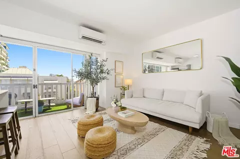 999 N Doheny Dr #205, West Hollywood, CA 90069