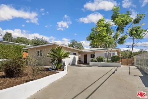 2216 N Indiana Ave, Los Angeles, CA 90032