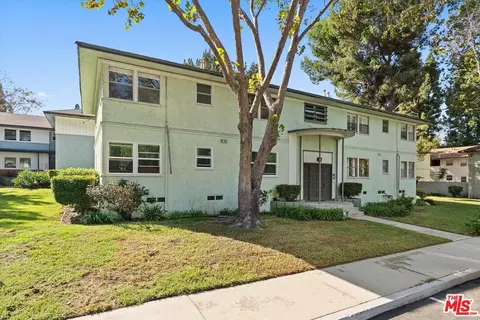 5829 Bowcroft St #4, Los Angeles, CA 90016