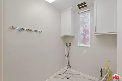 Other - 13225 Victory Blvd, Van Nuys, CA 91401 photo 5 of 9