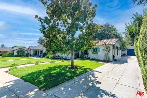 Exterior - 150 Arlington Dr, Pasadena, CA 91105 photo 9 of 9