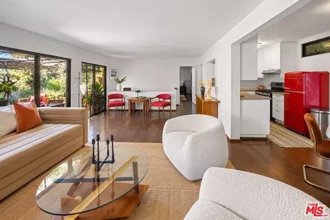 7432 Woodrow Wilson Dr, Los Angeles, CA 90046