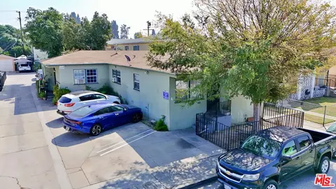 7102 Hood Ave, Huntington Park, CA 90255