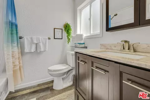 Bath - 13881 Oceanview Dr, Smith River, CA 95567 photo 1 of 4