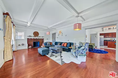 163 S Hobart Blvd, Los Angeles, CA 90004