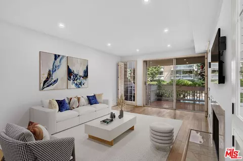 4338 Redwood Ave #B114, Marina Del Rey, CA 90292