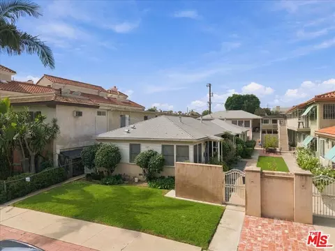 Undisclosed, Los Angeles, CA 90025